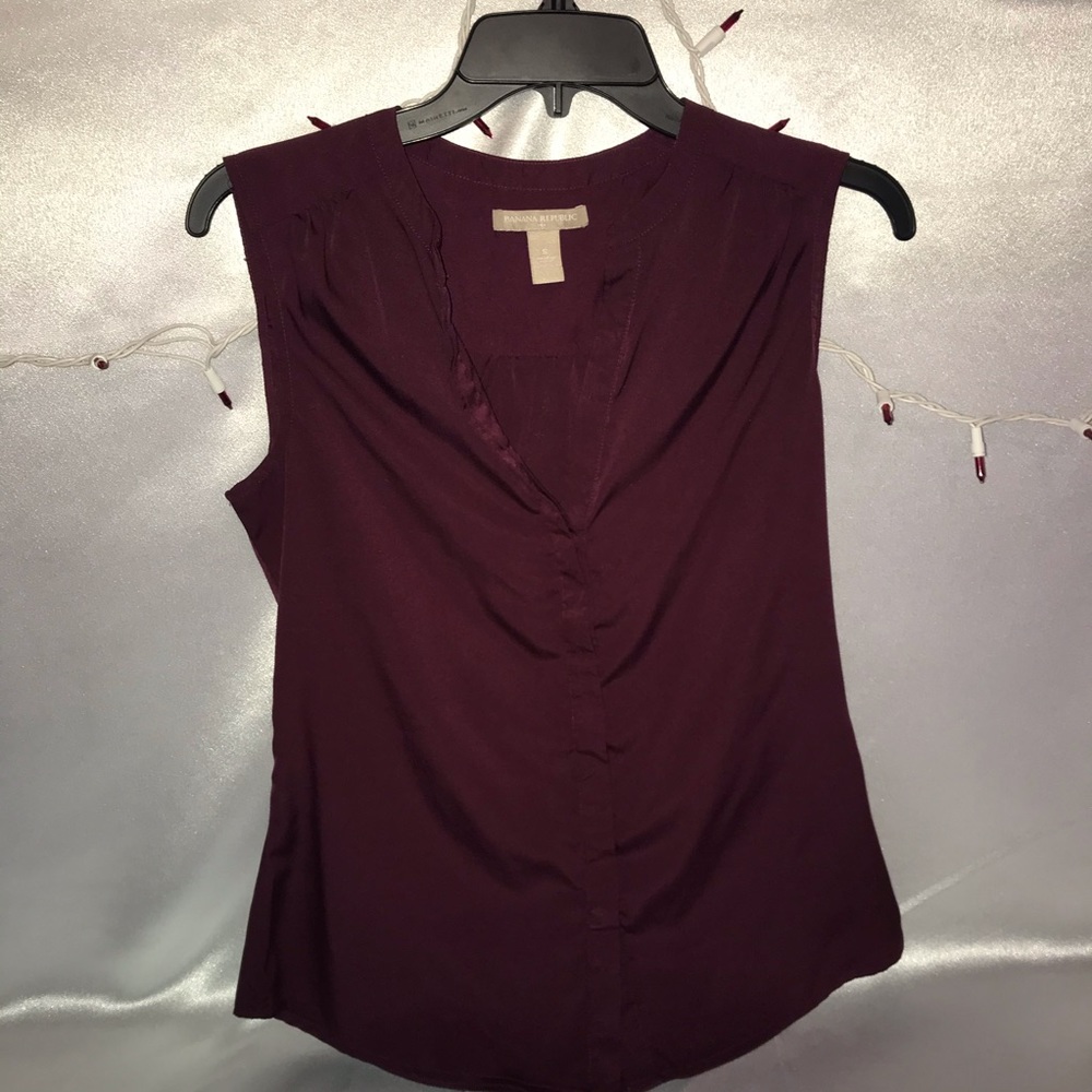 Banana Republic sleeveless blouse